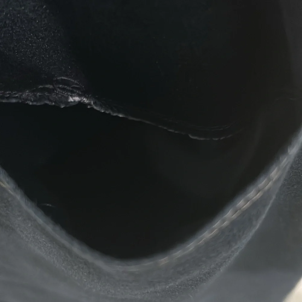 T tahari jeans size us 6, 0% denim content dark navy blue it appears blk in pic - Picture 8 of 15